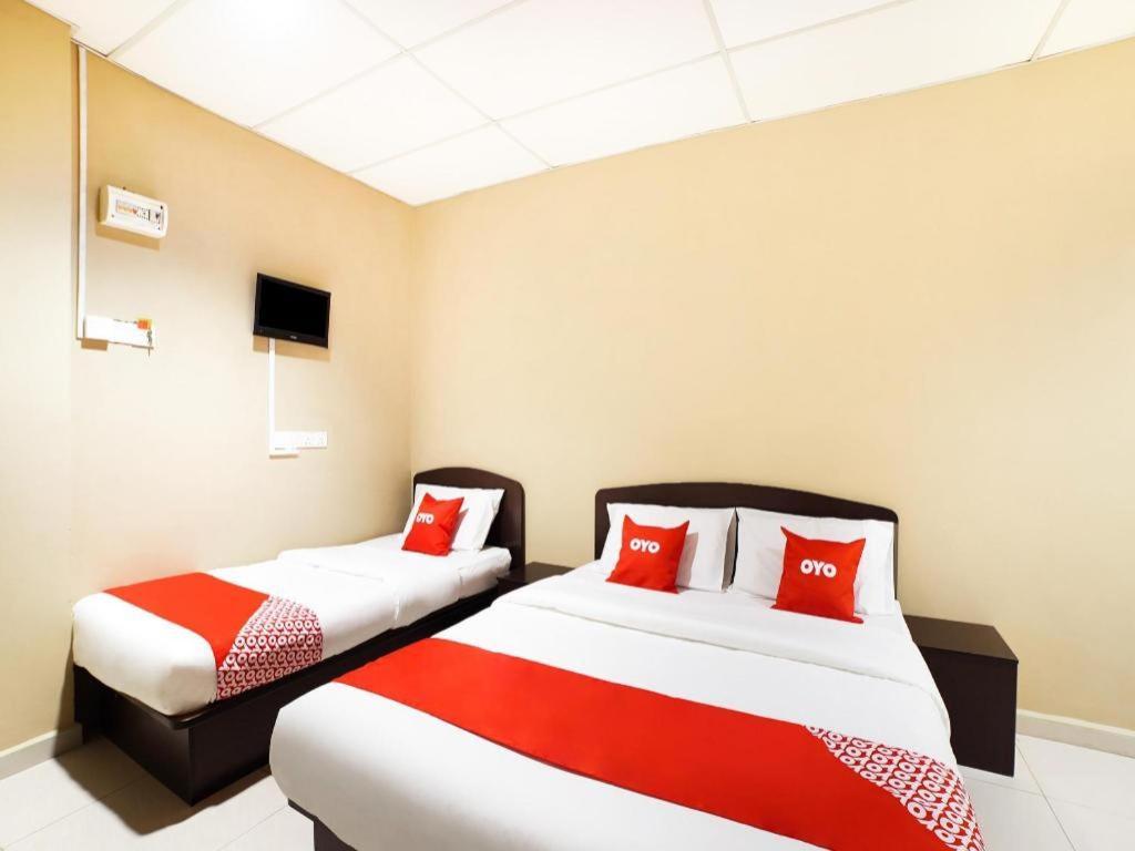 Oyo 89573 Hotel Lii View Мерсінг Екстер'єр фото