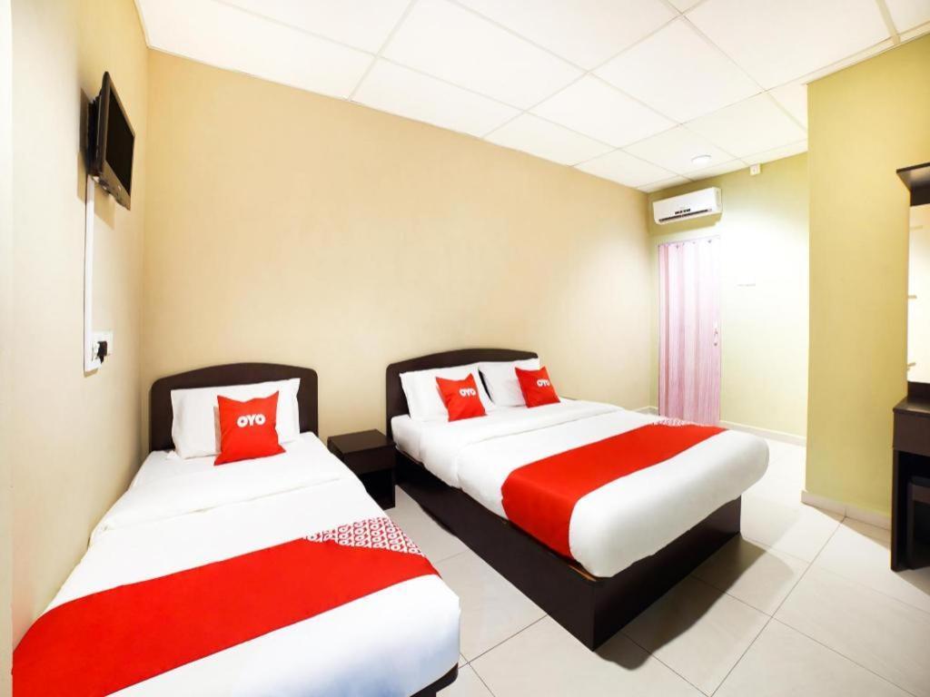 Oyo 89573 Hotel Lii View Мерсінг Екстер'єр фото