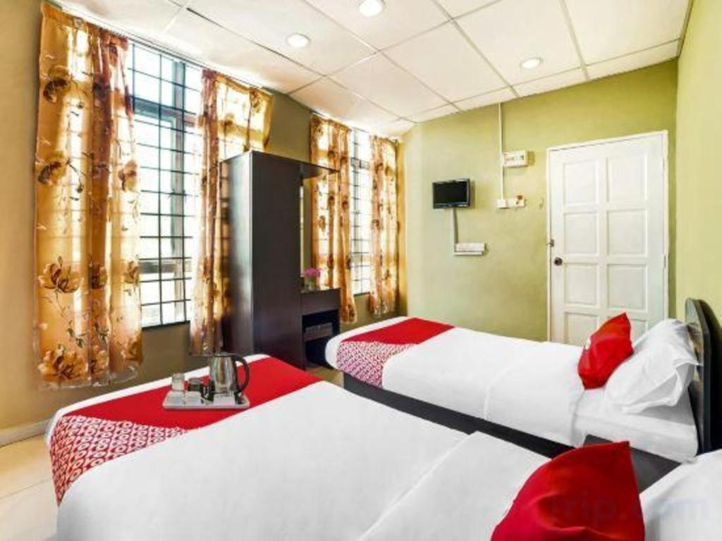 Oyo 89573 Hotel Lii View Мерсінг Екстер'єр фото
